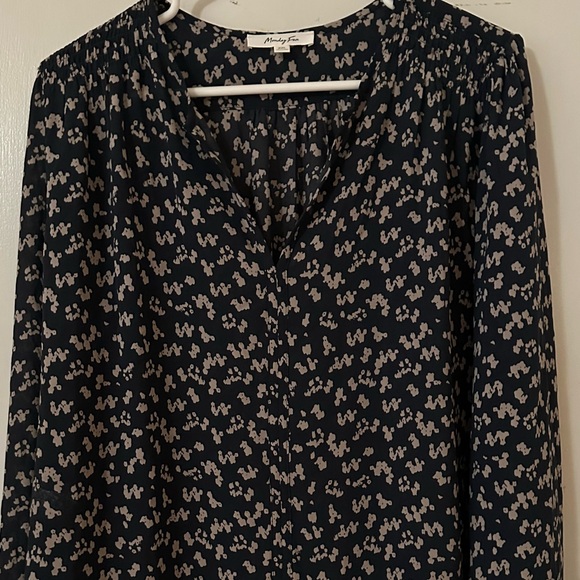 Excellent condition Navy/Tan Monday Fun top XXL! - Picture 6 of 6